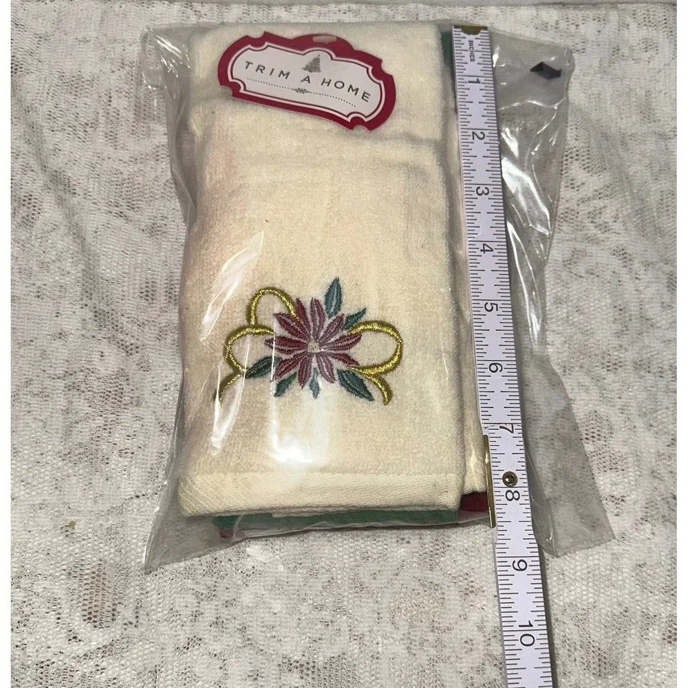 Trim A Home Christmas Towels Set of 3‎ Embroidered Holiday Decor